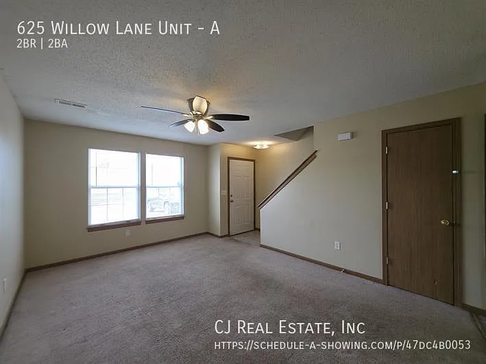 2 bed, 1.5 bath, $1,250 — Photo 2