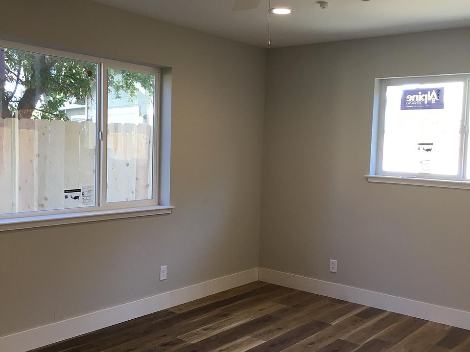 2nd image of 575 Morgan Dr