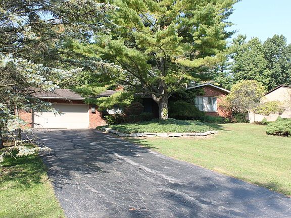 2nd image of 5730 Pineview Dr
