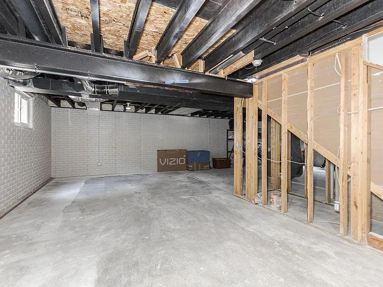 3020 Grey Hawk Dr — Photo 37
