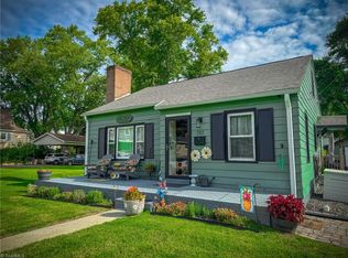 717 Spring St, Mount Airy, NC 27030