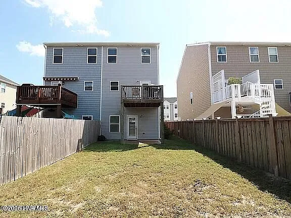 3 bed, 3.5 bath, 1901 sqft, $2,900 — Photo 3