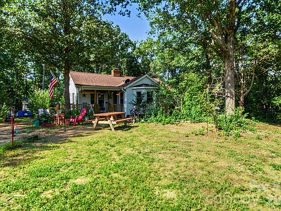 2nd image of 247 German Hill Rd
