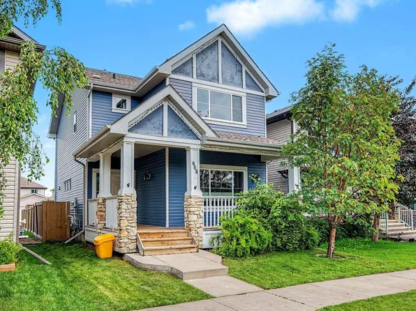 608 McDonough Link NW, Edmonton, AB T5Y 0M8