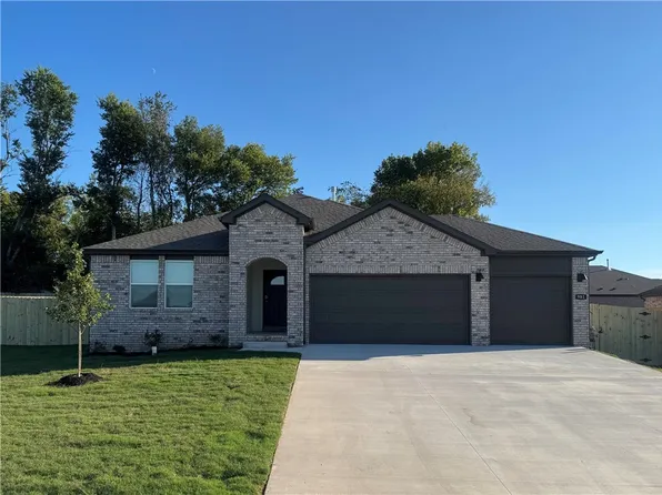 981 Pebble Dr, Prairie Grove, AR 72753
