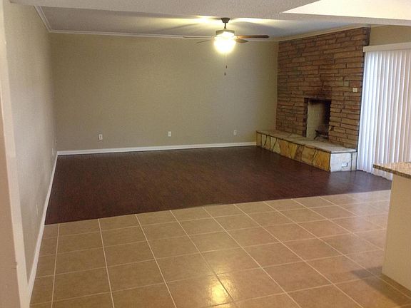 4th image of 1503 Carnation Dr
