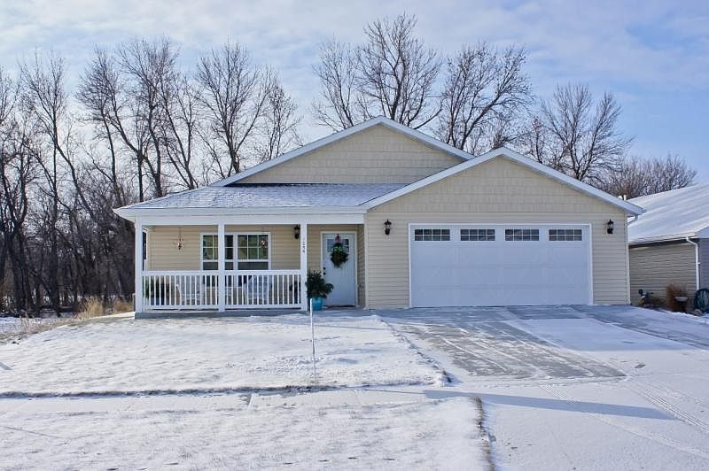 1244 Goldenwood Dr, West Fargo, ND 58078 Zillow