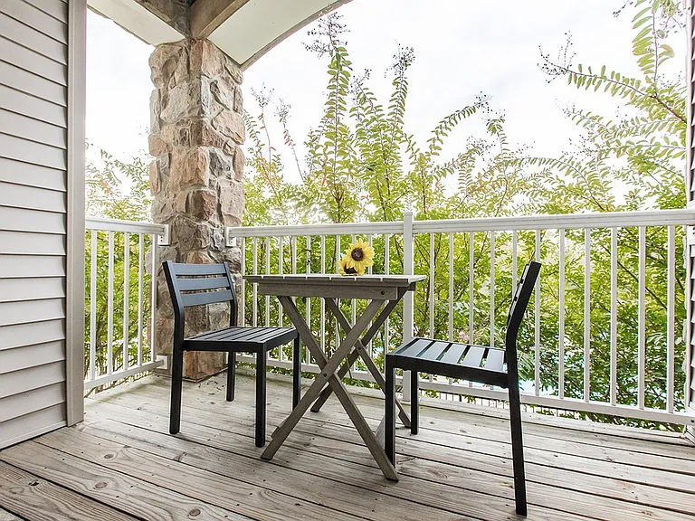 The View at Mill Run — Photo 9