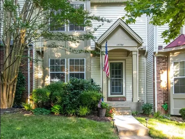 15798 Widewater Dr, Dumfries, VA 22025