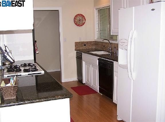 4th image of 7636 Canterbury Ln