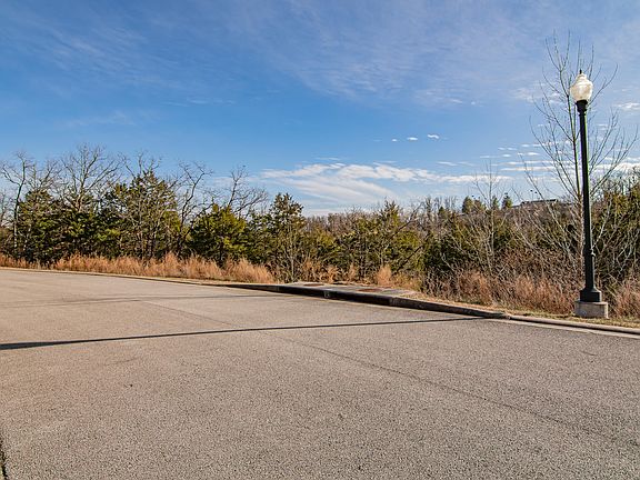 2nd image of 174 Royal Dornoch Dr
