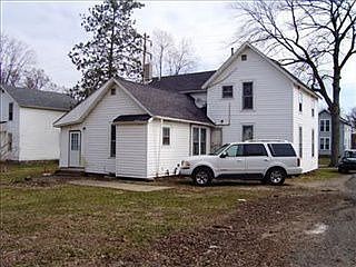 2nd image of 204 N Park St