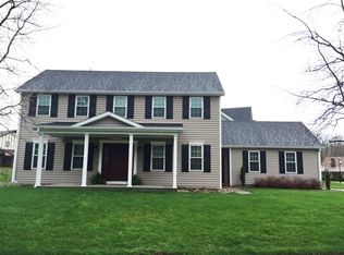 1 Heather Ct, Huntington, WV 25705