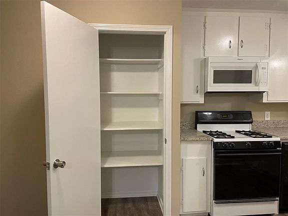 5th image of 5726 Laurel Creek Way