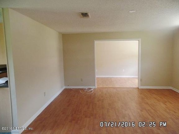4th image of 7515 Walden Ct