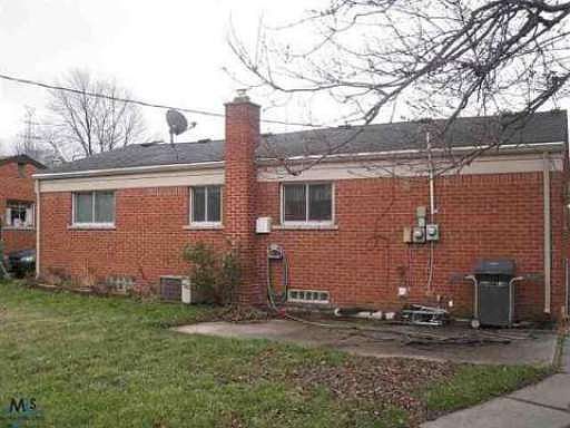 4th image of 12231 Canterbury Dr