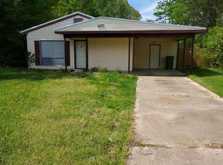 501 16th Ave N, Columbus, MS 39701