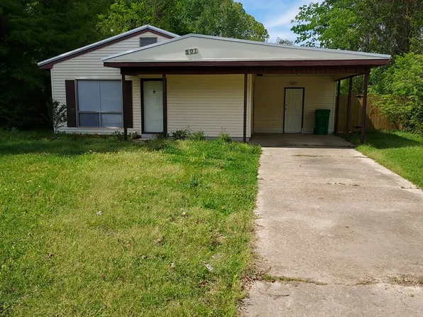 501 16th Ave N, Columbus, MS 39701