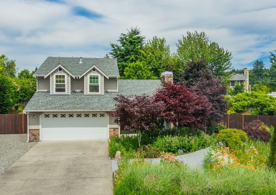 1st image of 11417 231st Avenue Ct E