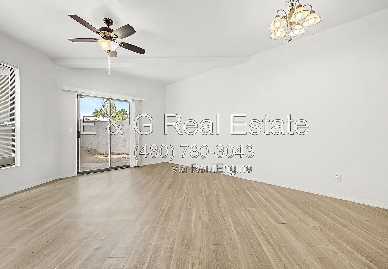 2 bed, 1.0 bath, 1056 sqft, $1,795 — Photo 3