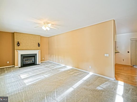 3rd image of 22191 Holly Oak Ln