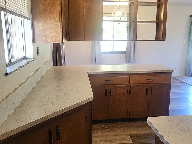1688 NE Lynda Ln — Photo 11