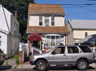 11833 189th St, Jamaica, NY 11412