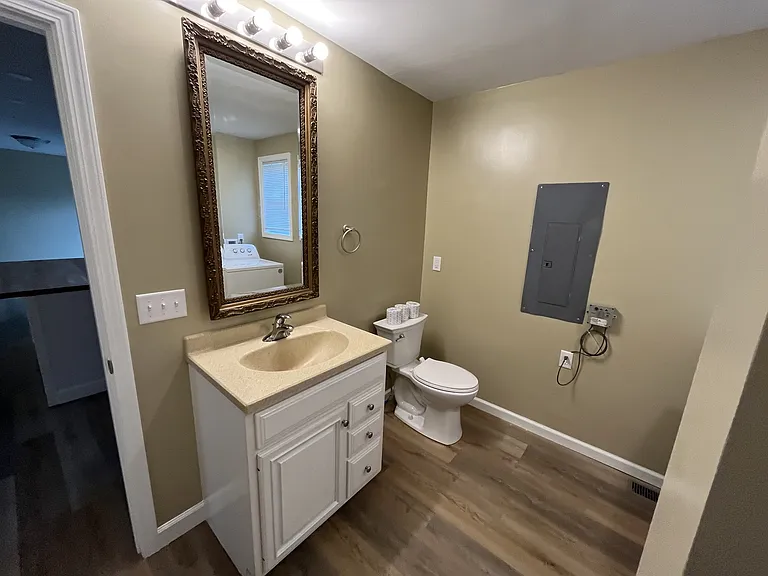 425 Paul Ave — Photo 54