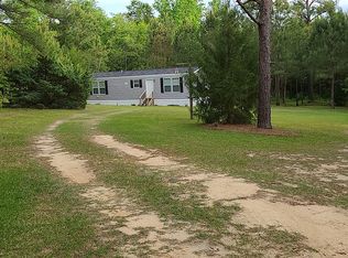 1462 Port Richey Ln, Hope Mills, NC 28348