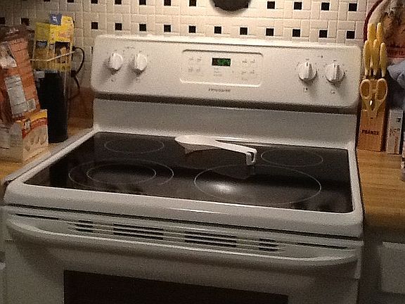 3rd image of 6214 Elkington Ln