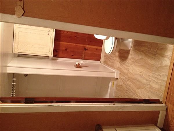 Maple bath