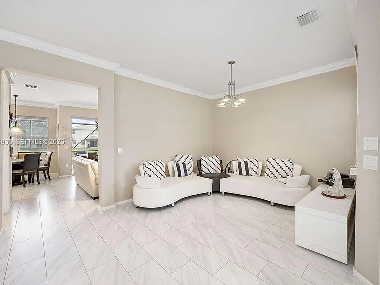 7841 Jewelwood Dr — Photo 8