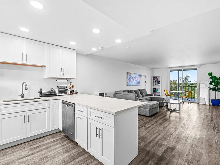 5961 NW 2nd Ave #Penthouse E — Photo 1