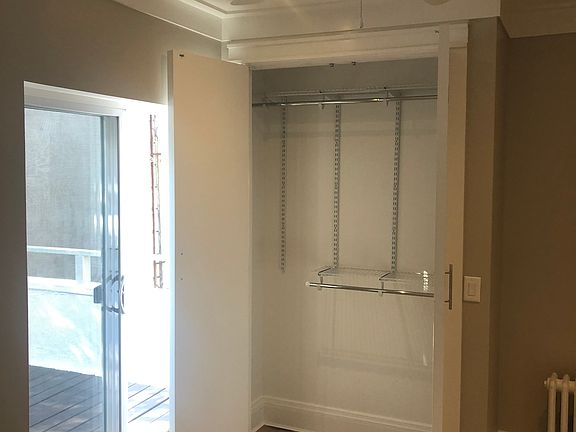 3rd image of 257 Smith St #2