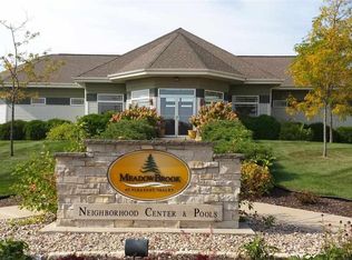 404 Grandview Dr, Waunakee, WI 53597