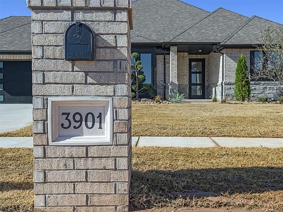4th image of 3901 Sorano Dr