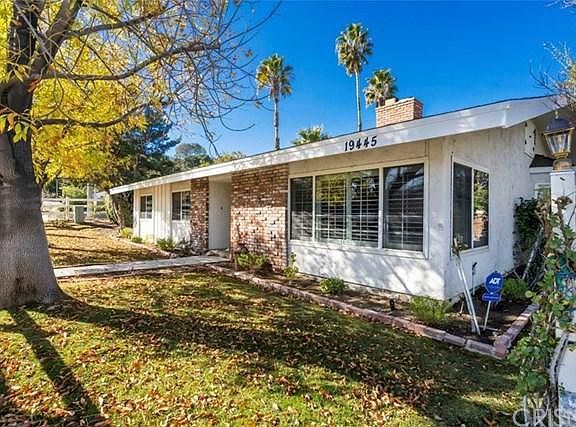 2nd image of 19445 Green Mountain Dr