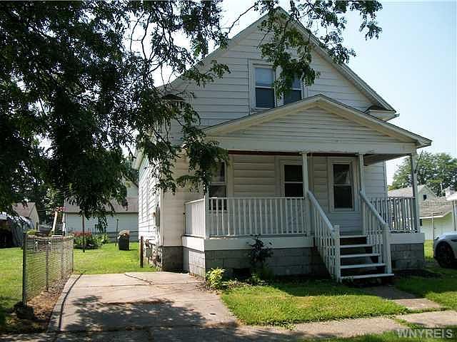 1st image of 137 8th Ave
