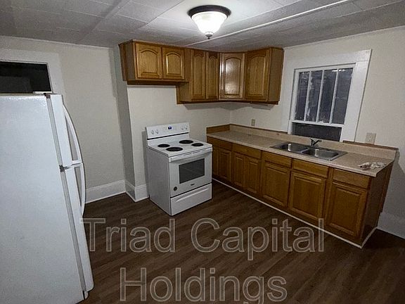 2nd image of 1227 Fairfield Dr
