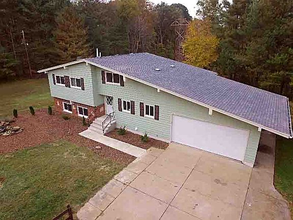 3rd image of 1379 Francis Ln