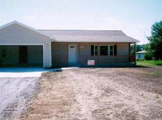 7810 Huron Riv, South Rockwood, MI 48179