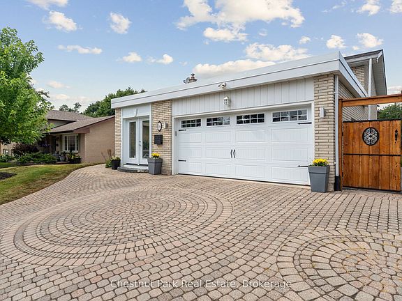 5th image of 16 Davies Cres