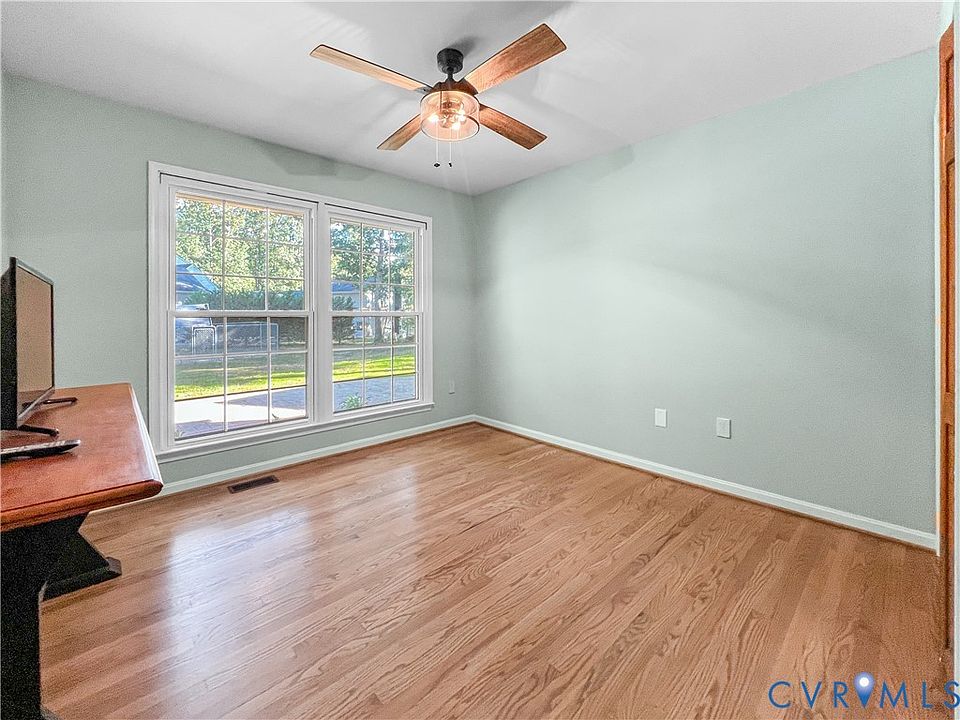 1st image of 203 Lake Caroline Dr