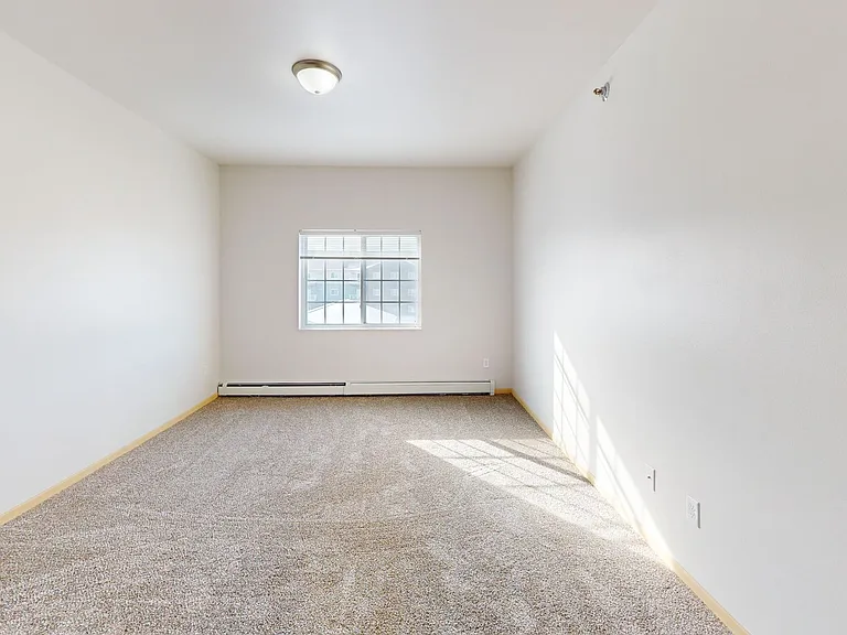 Cascades Apartments — Photo 40