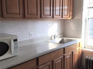 1734 71st St APT 2R, Brooklyn, NY 11204