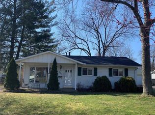 437 Birchwood Dr, Berea, OH 44017