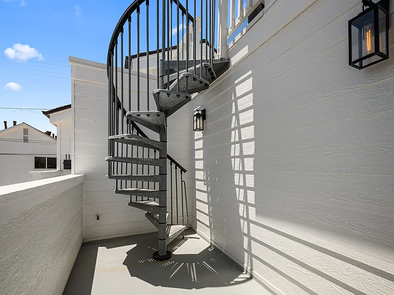 117 Marine Ave #A — Photo 55