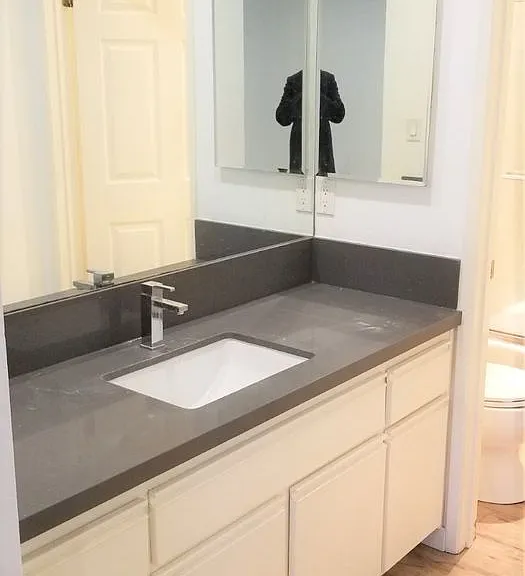 1031 N Crescent Heights Blvd — Photo 11