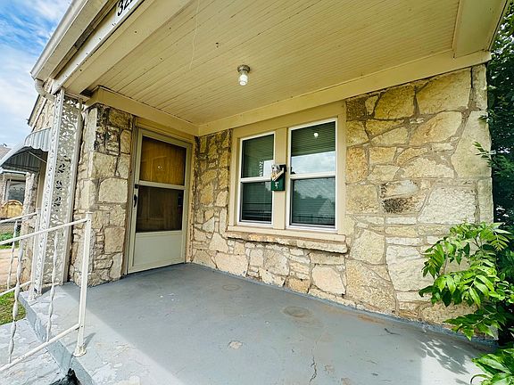 4th image of 3228 S Clegern St