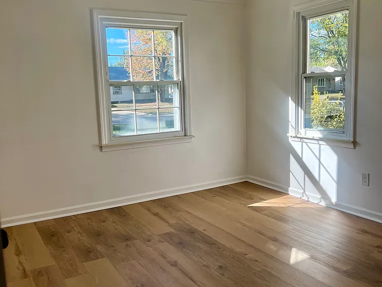 5942 Harrison St — Photo 3